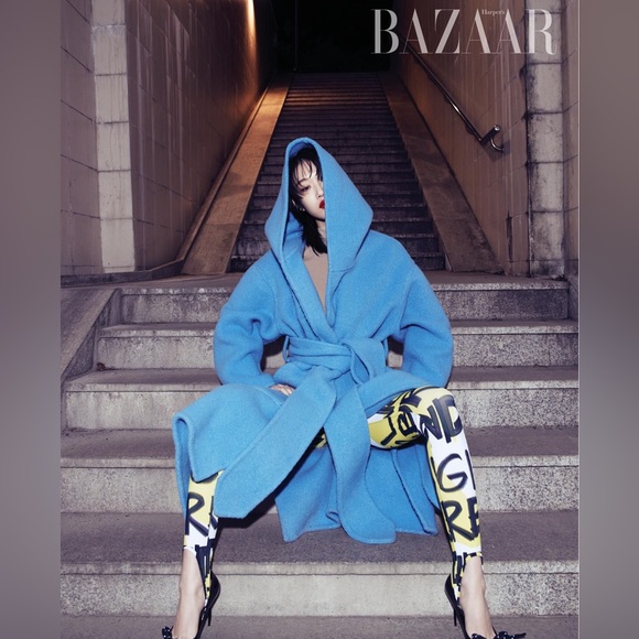 burberry new & authentic graffiti stirrup leggings - Picture 6 of 16